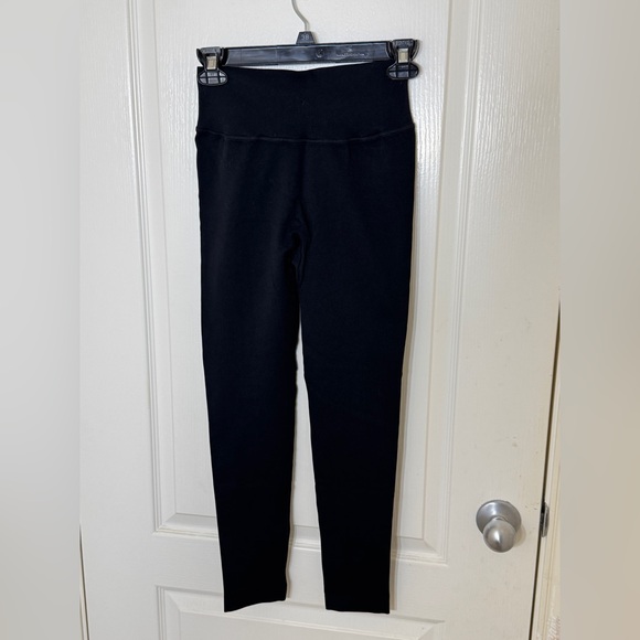 Nux Booty Scrunch Seamless Black Leggings - L - NWOT - Picture 3 of 6